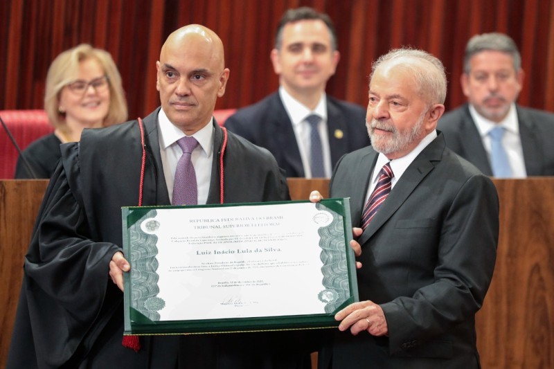 Pacheco comparece a diplomação de Lula e Alckmin e salienta 'solidez da democracia'
