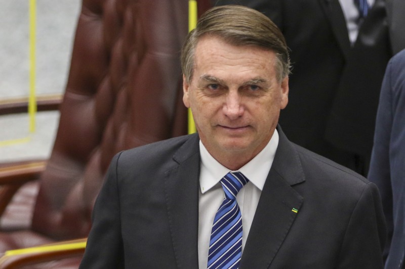 Presidente renova concessões da Rede Globo, Band e Record