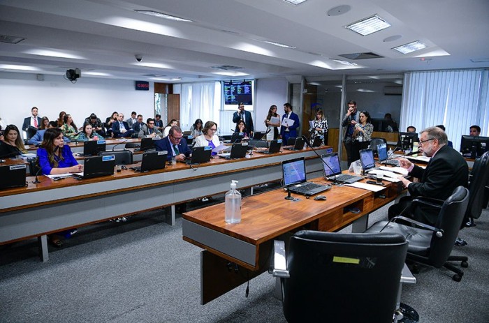 Comissão de Educação pode votar novo cálculo de valor de merenda escolar