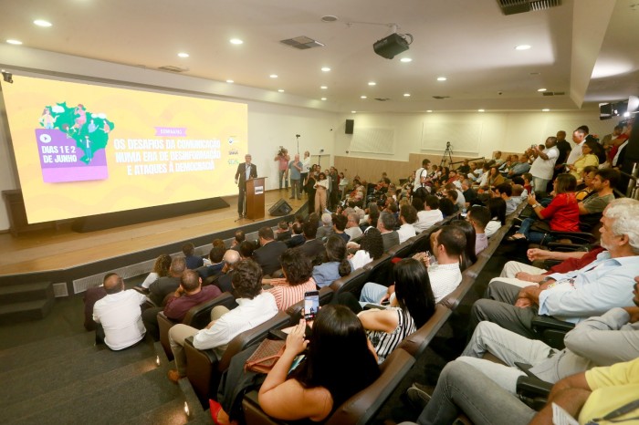 Estado apoia seminário sobre comunicação e combate à desinformação com a presença do ministro Paulo Pimenta