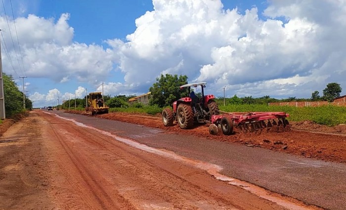 Governo restaura PI-213 no trecho que vai de Cocal até a divisa do Piauí com o Ceará