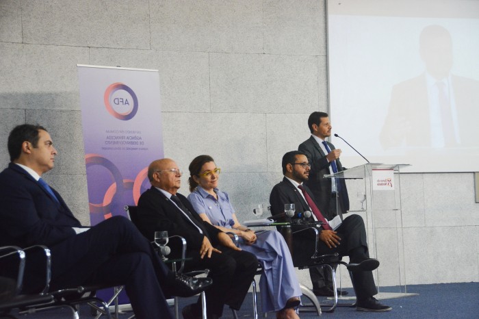 BNB assina contrato de 150 milhões de euros com a Agência Francesa de Desenvolvimento para financiar projetos de infraestrutura sustentáveis