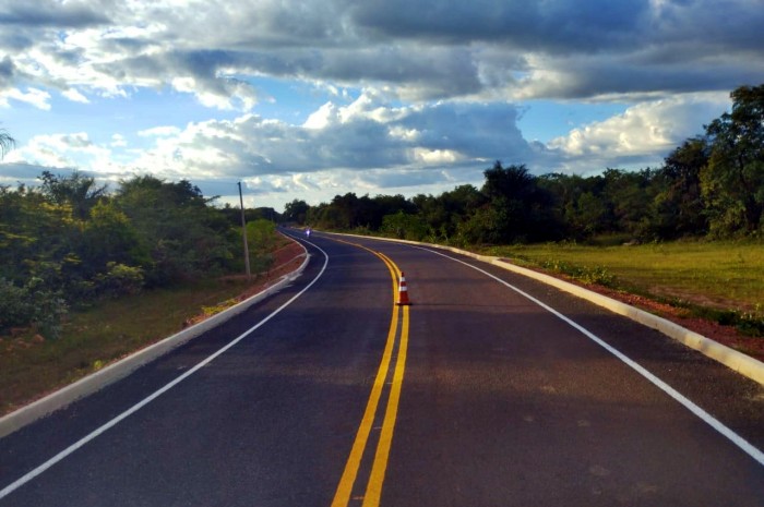 DER constrói rodovia que liga José de Freitas a zona rural do município