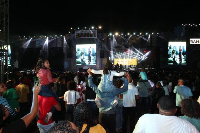 Jerônimo Rodrigues prestigia o Canta Bahia; evento é uma realização do Governo da Bahia