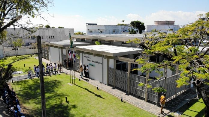 Itaparica recebe o projeto ‘Bahia: Memórias de Lutas e Liberdades’ e reabre a Biblioteca Juracy Magalhães Júnior
