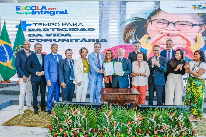 “A Bahia defende a educação em tempo integral e o Estado está fazendo a sua parte”, destaca Jerônimo, em Brasília