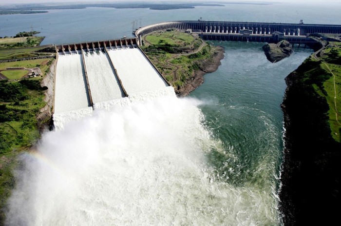 CAE vai debater renovação do contrato entre Brasil e Paraguai sobre Itaipu
