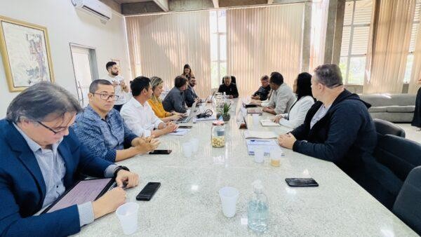 Uespi recebe visita técnica do Inmetro em busca de parceria para o progresso científico e tecnológico da instituição