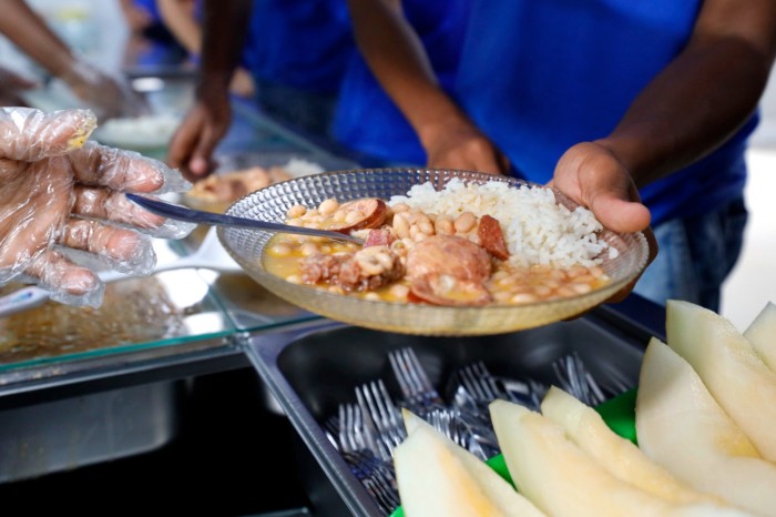 Governo disponibiliza ações para garantir alimentação escolar em todos os territórios da Bahia