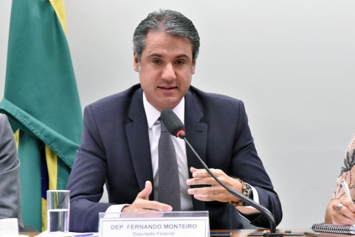 Projeto permite cobrança de honorários advocatícios em prescrição intercorrente