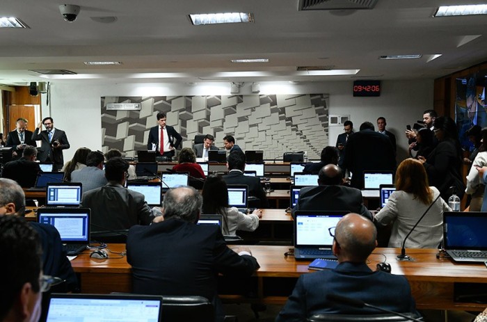 Projeto que destina 1% da arrecadação de loterias para defesa civil avança na CAE