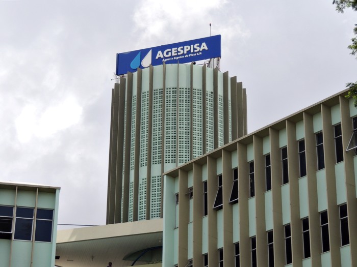 Agespisa distribui água proveniente da Barragem Algodões II para Curimatá