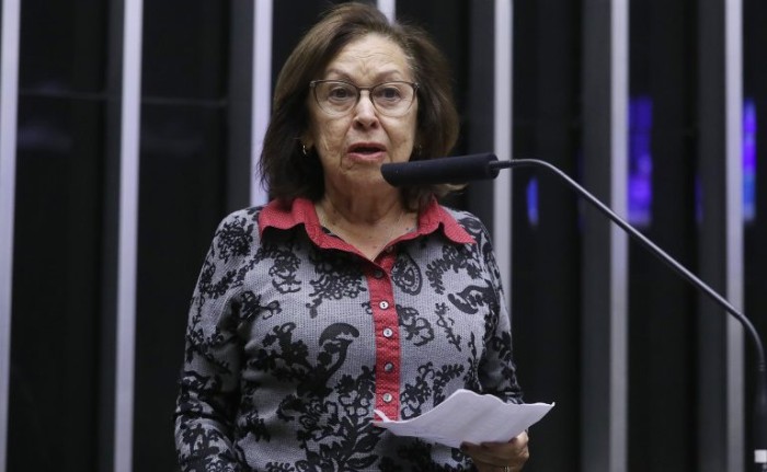 Comissão aprova projeto que institui política nacional de estímulo à produção audiovisual nas escolas